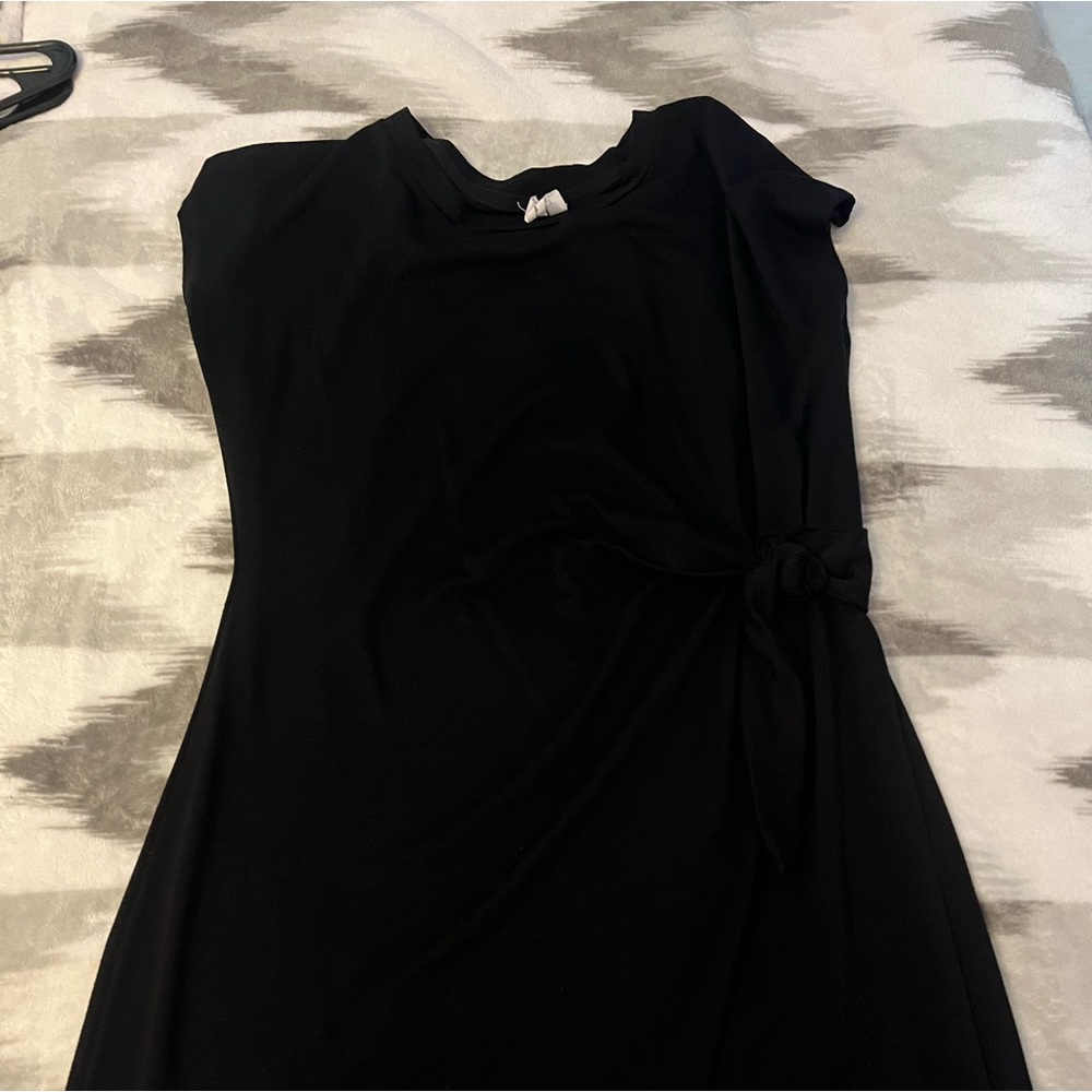 Simple Blouses - Picture 4 of 7